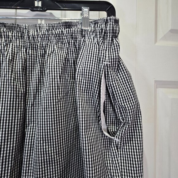 New Men’s Kitchen Apparel Checkered Pants – Size Large - Picture 3 of 6
